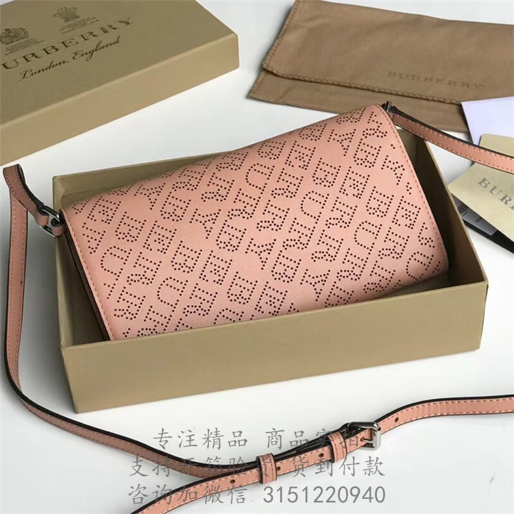 Burberry斜跨钱包 40789581 裸粉色冲孔徽标皮革钱夹（含可拆式背带）