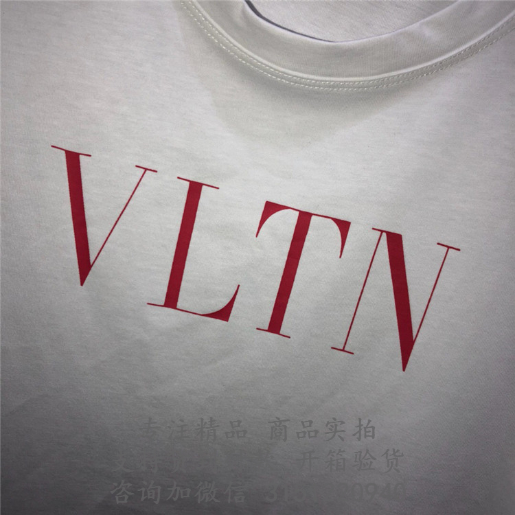 华伦天奴Valentino白色VLTN红字 T恤 RB3MG07D3V6 A33