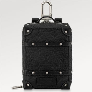 LV M00850 男士黑色 SOFT TRUNK BACKPACK POUCH 包饰与钥匙扣